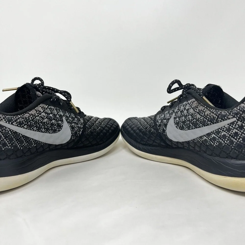 Nike Roshe 2 Flyknit Women's Size 6.5 Black Running Sneaker Shoes - 861706-001